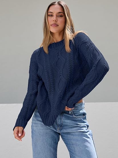 Women's Oversized Cable Knit Crewneck Sweater in Cozy Chic Style