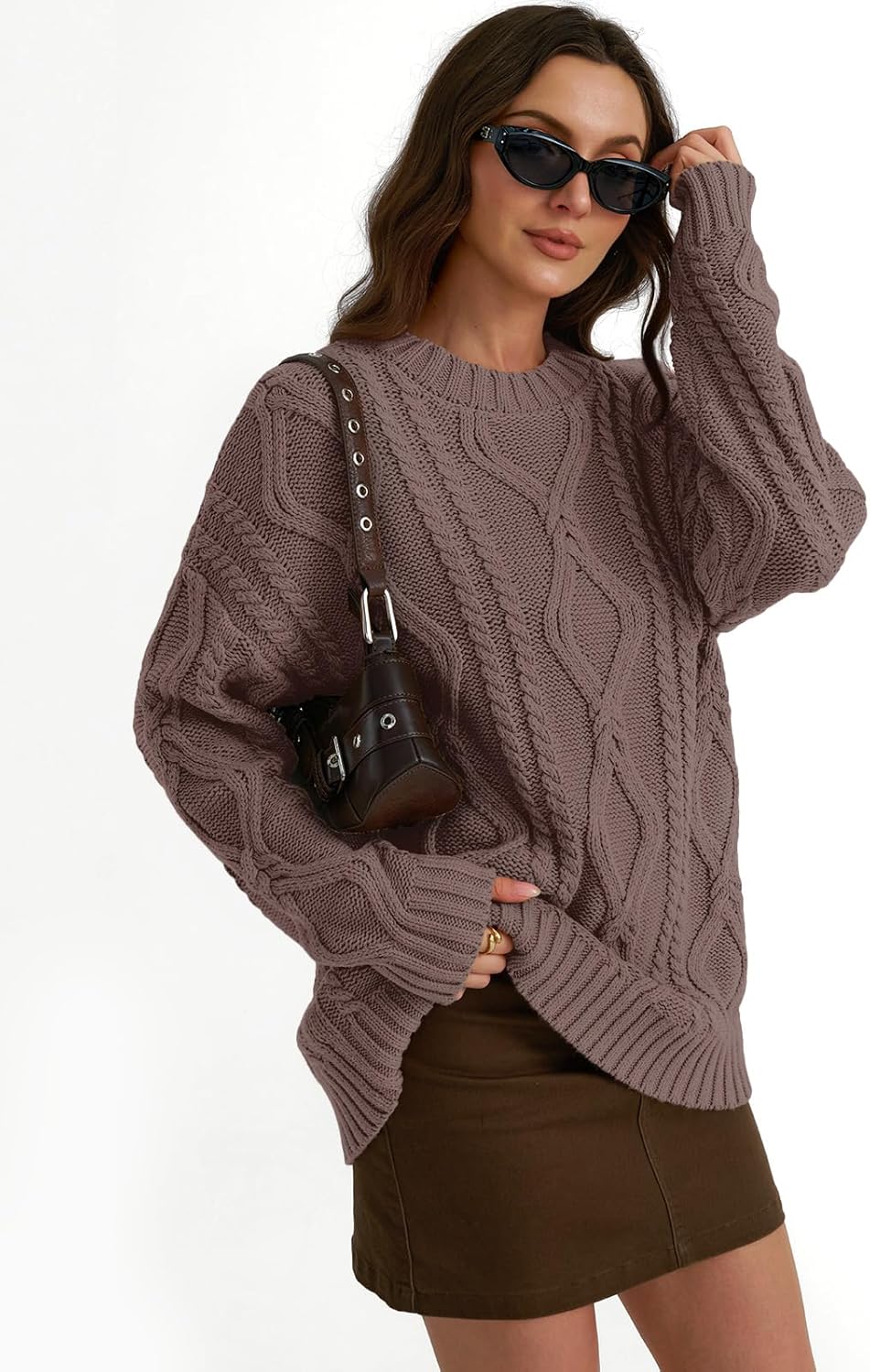 Women's Oversized Cable Knit Crewneck Sweater in Cozy Chic Style